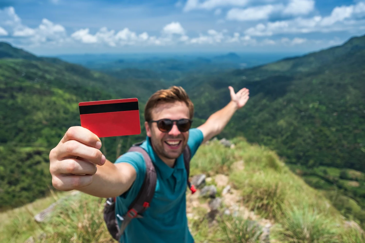 Best Travel Debit Cards For Europe In 2026